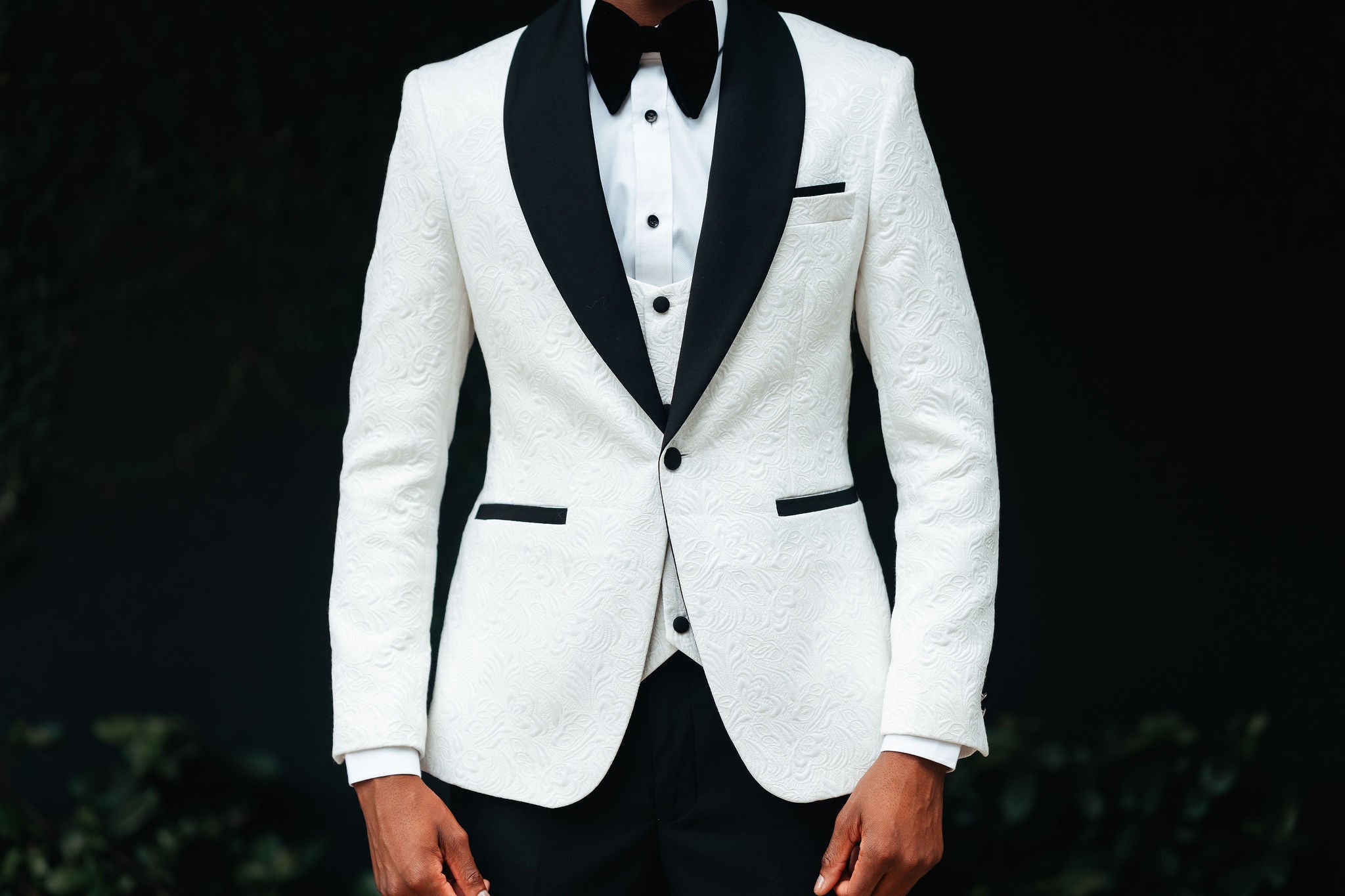 Shawl Lapel White Tuxedo Suit